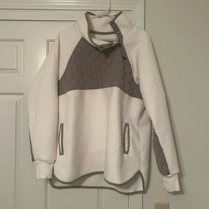 Women’s Abercrombie Button Fleece